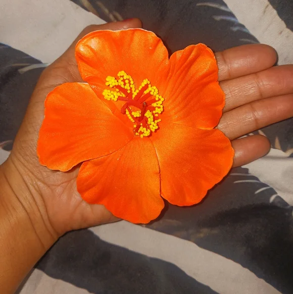 Women Orange Tropical Flower Foam Hair Clip - Picture 5 of 6
